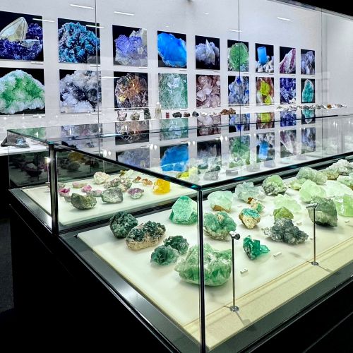 💎 ミネラルアート展に合わせたオリジナルグッズを製作しました！